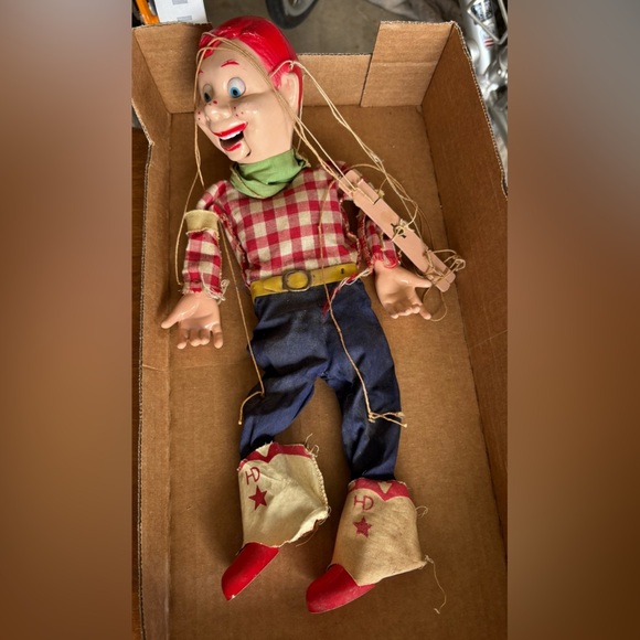 Classic Vintage Howdy Doody Cowboy Marionette Puppet - Picture 1 of 2